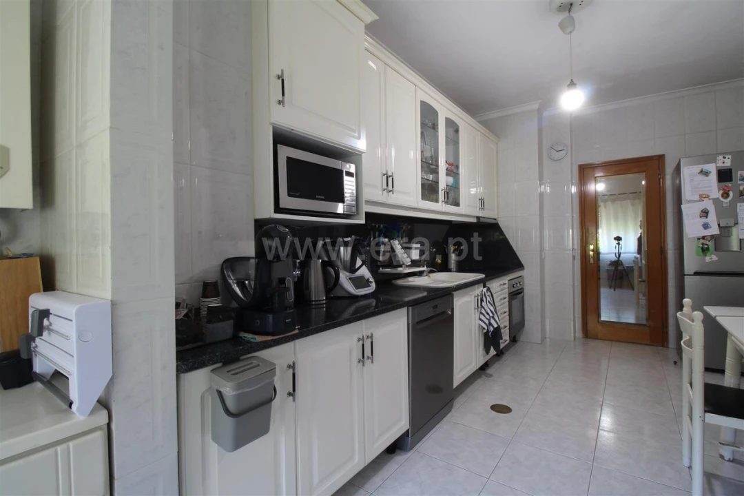 Apartamento T2 para Venda em Oliveira do Douro Foto 11