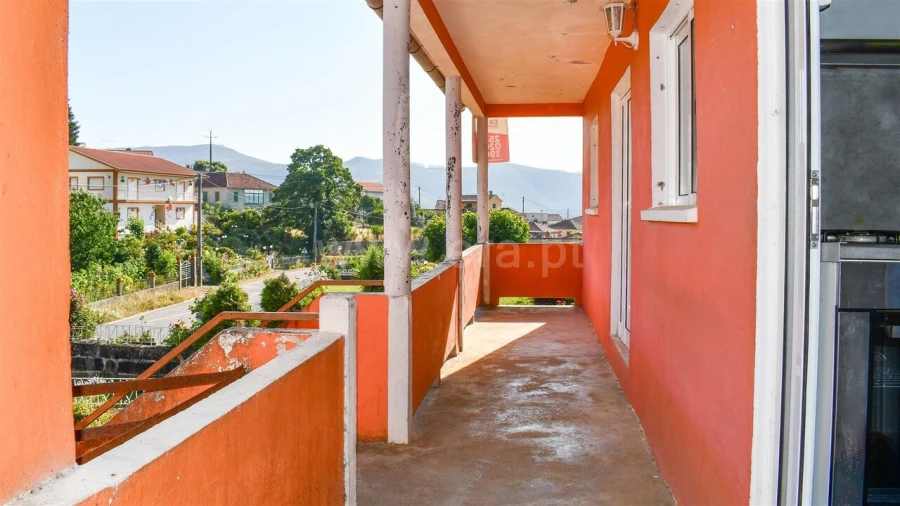 Moradia T3 para Venda em Canelas e Espiunca Foto 8