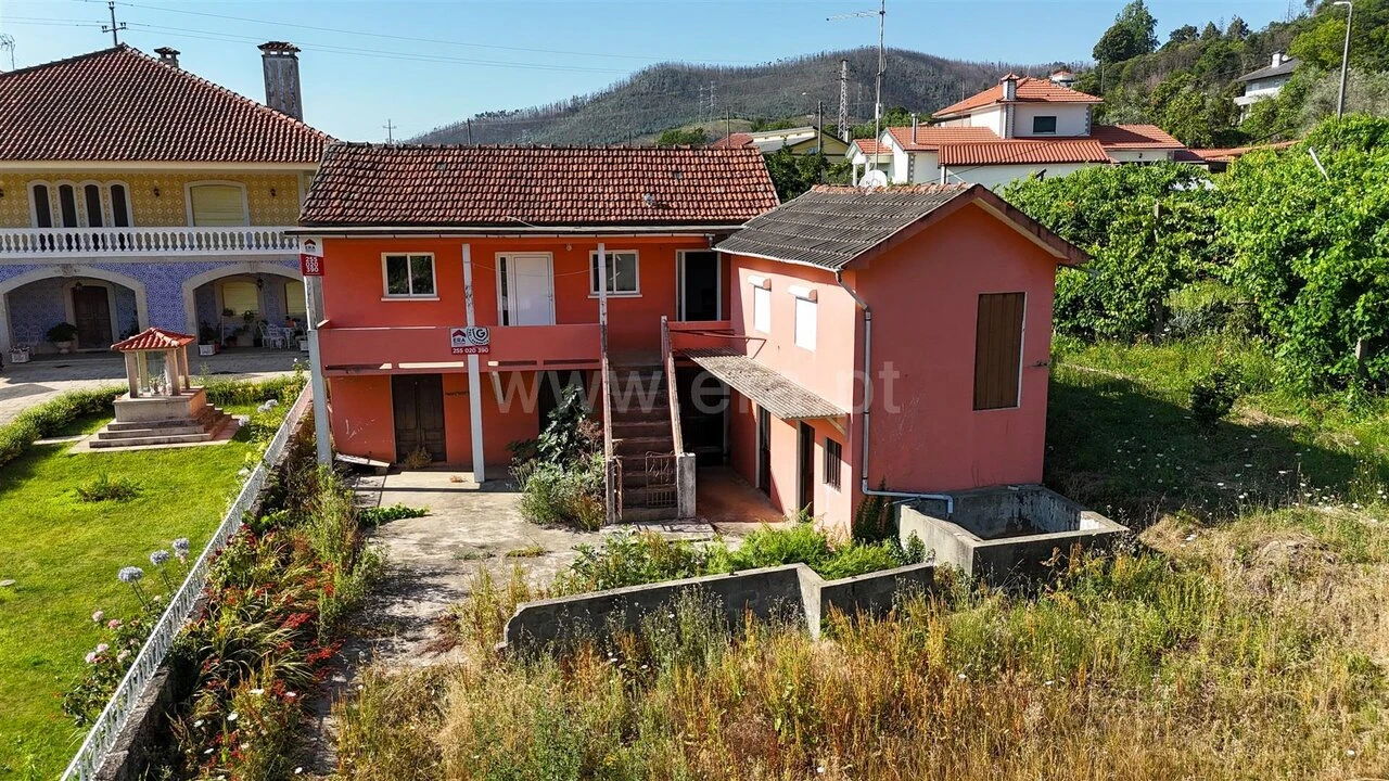 Moradia T3 para Venda em Canelas e Espiunca Foto 3