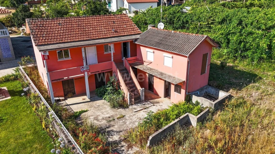 Moradia T3 para Venda em Canelas e Espiunca
