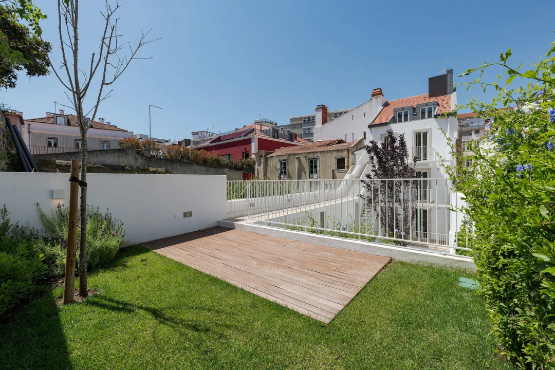 Apartamento T2 para Venda em Santo António Foto 23