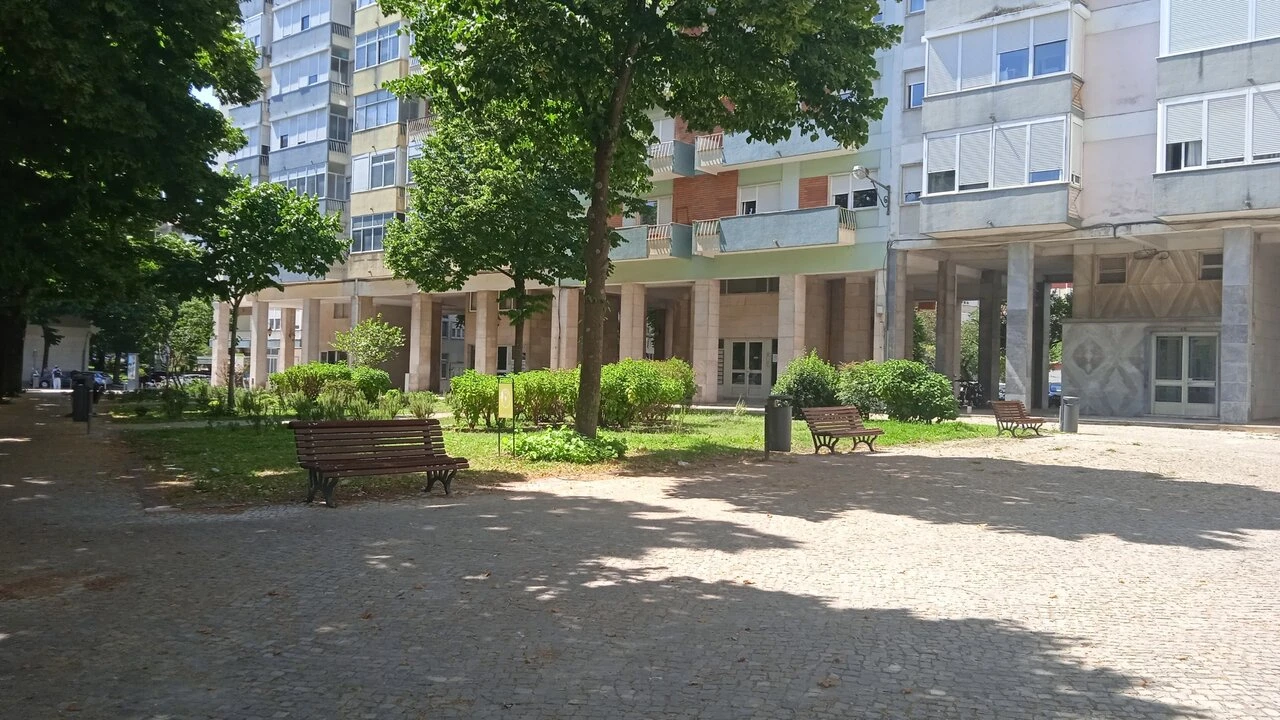 Apartamento T3 para Venda em Benfica Foto 10