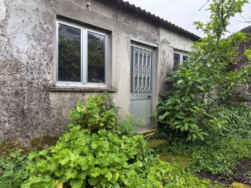 Moradia T2 para Venda em Longos Vales