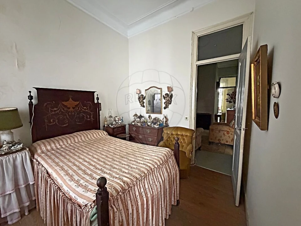 Prédio para Venda em Campolide Foto 10
