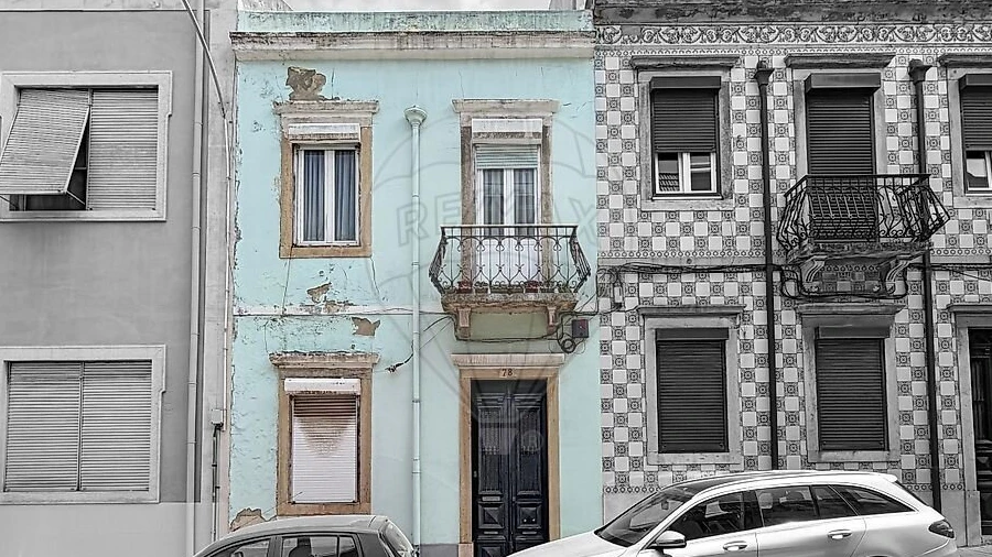 Prédio para Venda em Campolide