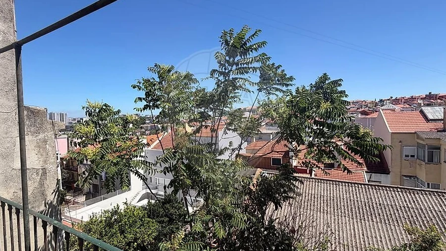 Prédio para Venda em Campolide