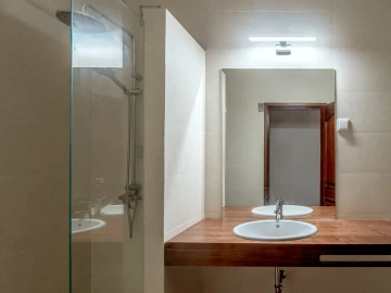 Quinta T4 para Venda em Vale do Paraiso