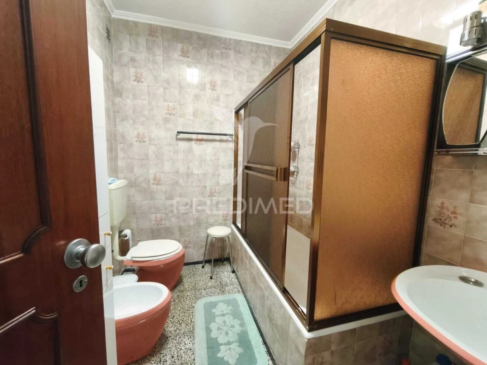 Apartamento T4 para Venda em Oeiras e São Julião da Barra, Paço de Arcos e Caxias Foto 16