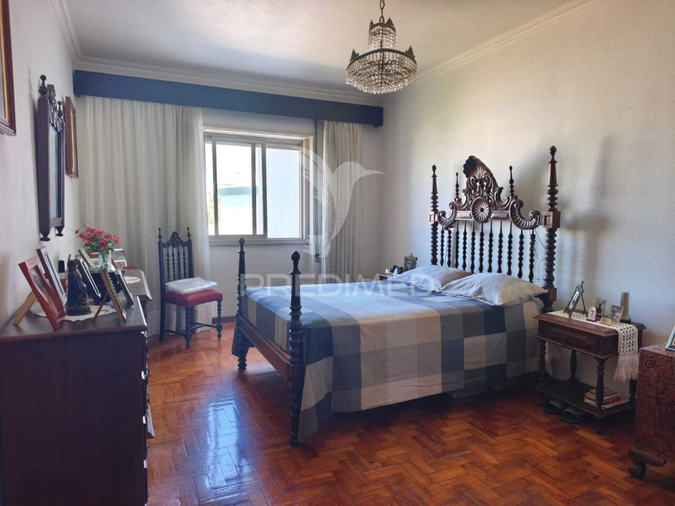 Apartamento T4 para Venda em Oeiras e São Julião da Barra, Paço de Arcos e Caxias Foto 1
