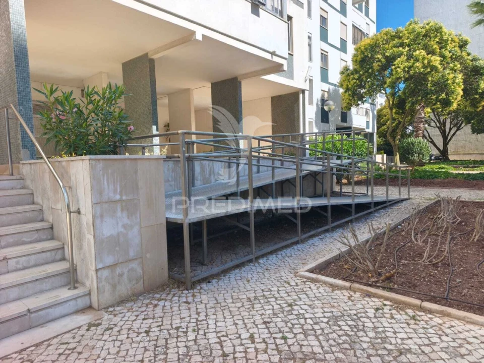 Apartamento T4 para Venda em Oeiras e São Julião da Barra, Paço de Arcos e Caxias Foto 29