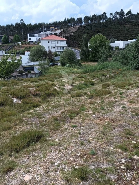 Terreno para Venda em Campo e Sobrado