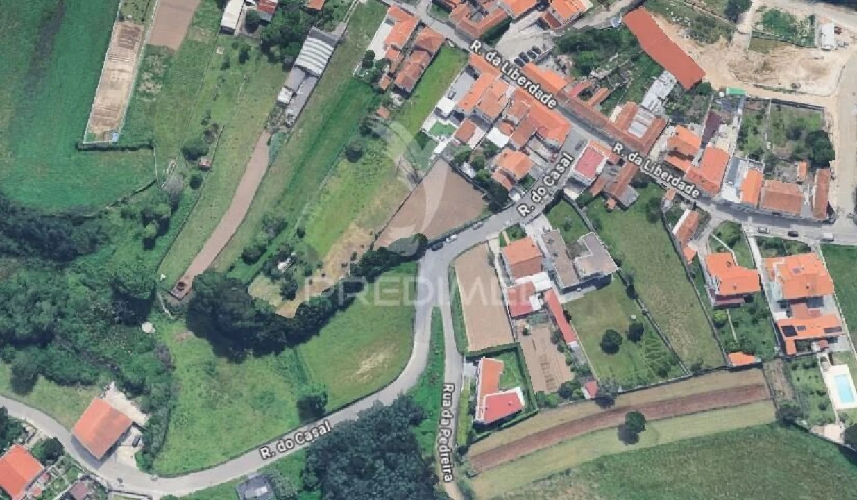 Terreno para Venda em Esgueira Foto 2