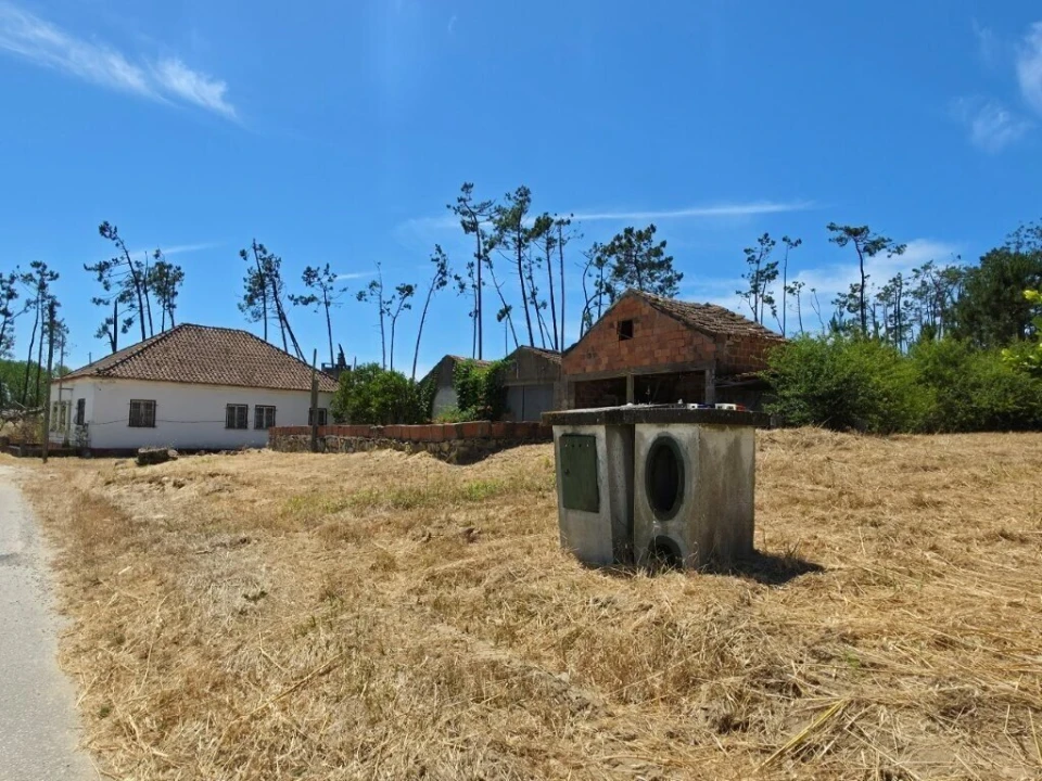 Moradia T6 para Venda em Monte Redondo e Carreira Foto 42