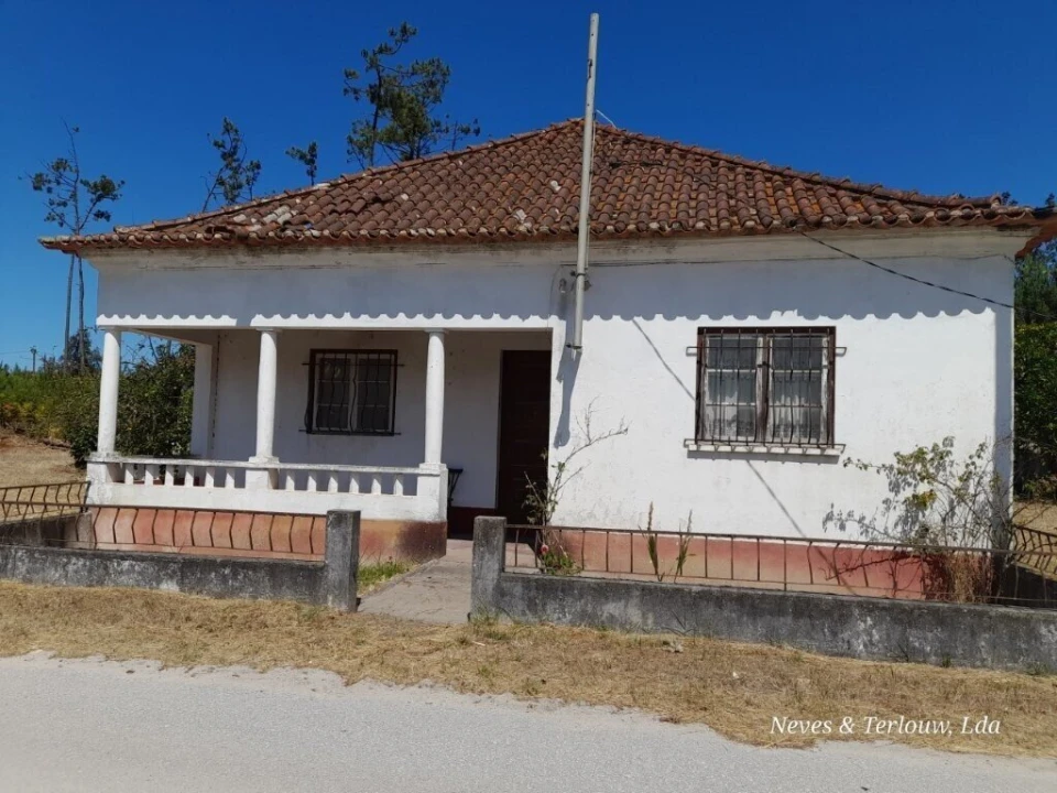 Moradia T6 para Venda em Monte Redondo e Carreira Foto 5
