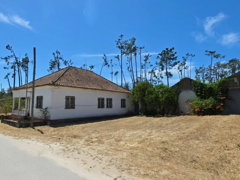 Moradia T6 para Venda em Monte Redondo e Carreira Foto 2