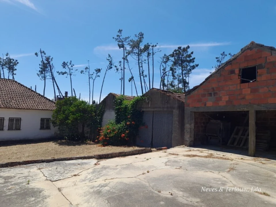 Moradia T6 para Venda em Monte Redondo e Carreira Foto 37