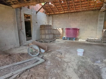 Moradia T6 para Venda em Monte Redondo e Carreira