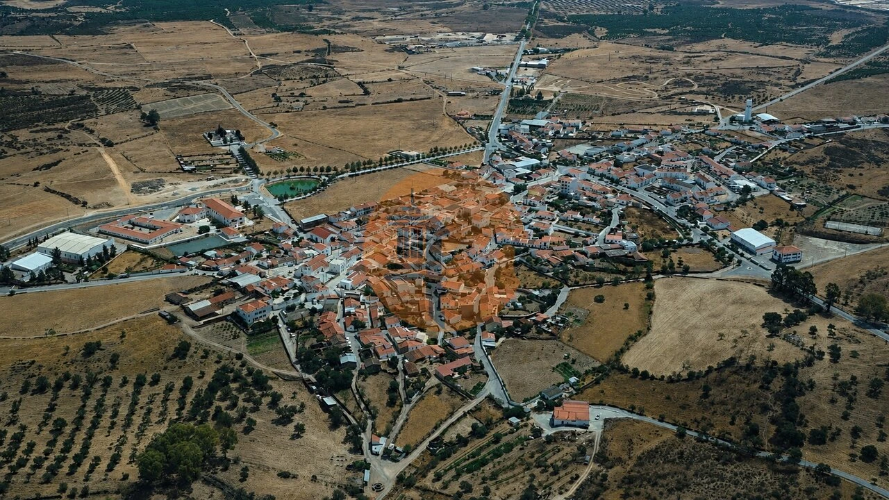 Terreno para Venda em Martim Longo Foto 21
