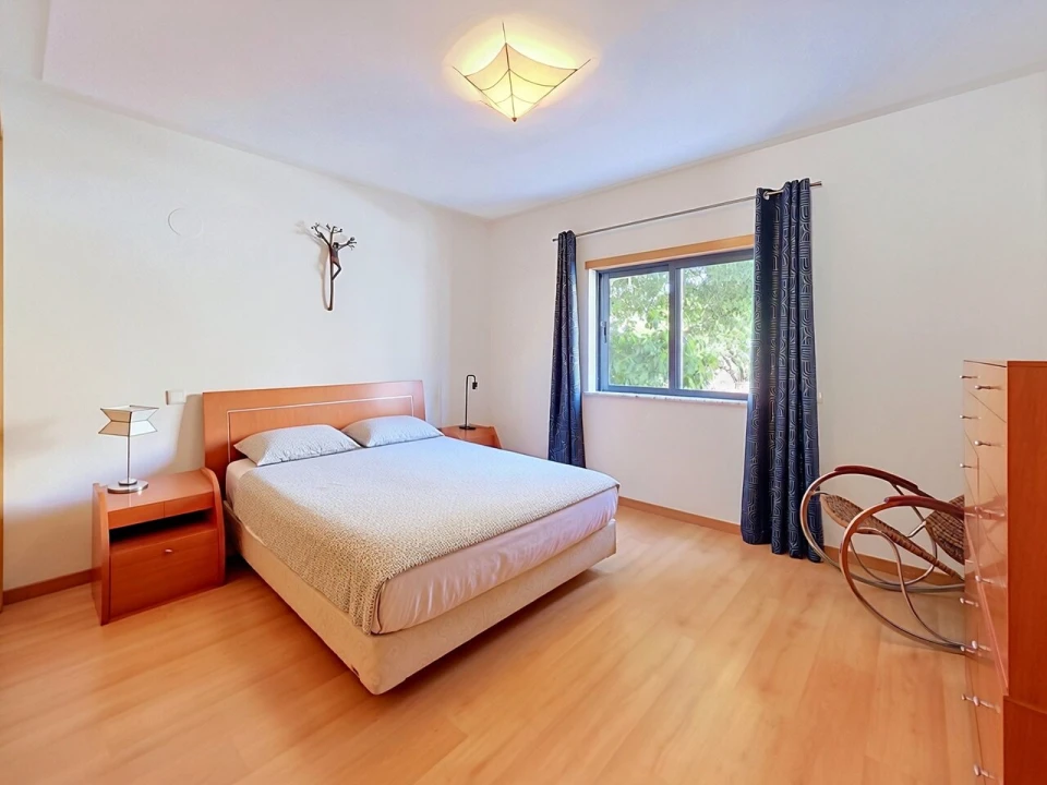 Apartamento T3 para Venda em Portimão Foto 6