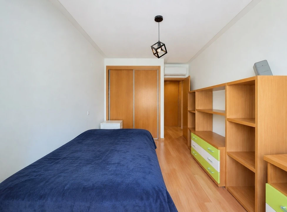 Apartamento T3 para Venda em Portimão Foto 9