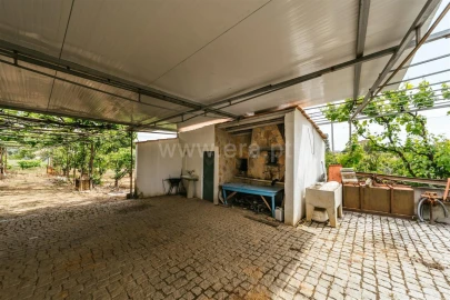Quinta T2 para Venda em Enxames
