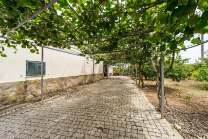 Quinta T2 para Venda em Enxames