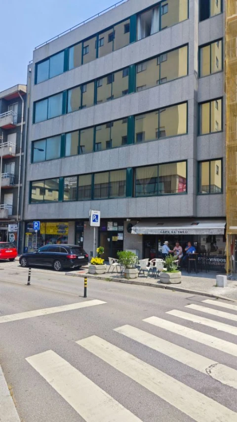 Escritório para Arrendamento em Mafamude e Vilar do Paraíso