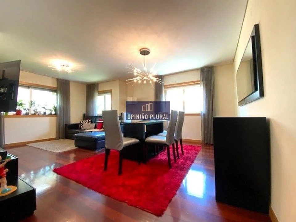 Apartamento T2 para Venda em São Felix da Marinha Foto 3