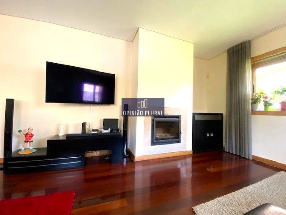 Apartamento T2 para Venda em São Felix da Marinha Foto 4