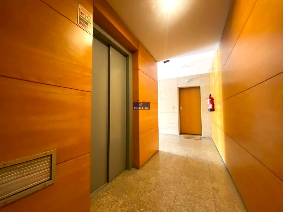 Apartamento T2 para Venda em São Felix da Marinha Foto 27