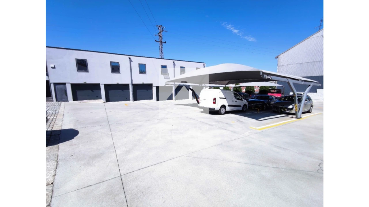 Prédio para Venda em Rio Tinto Foto 22