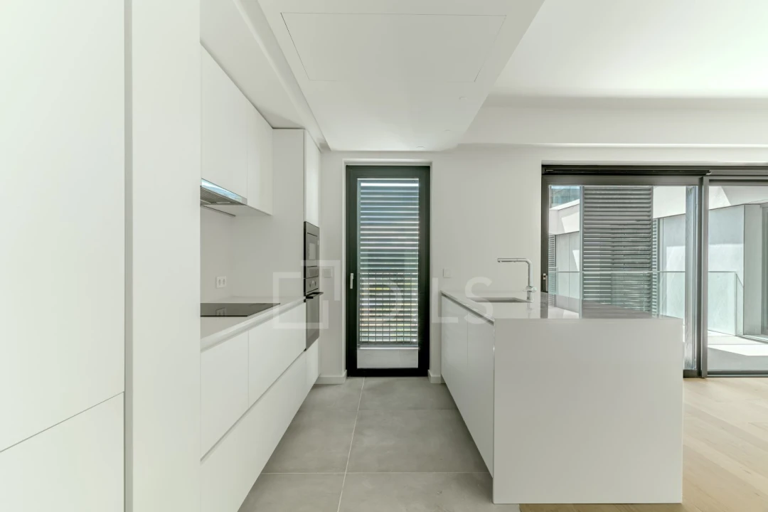 Apartamento T2 para Venda em Avenidas Novas Foto 6