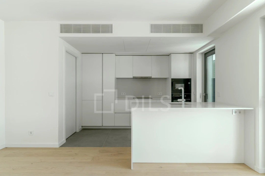 Apartamento T2 para Venda em Avenidas Novas Foto 3