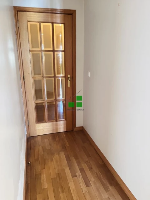 Apartamento T3 para Venda em Cedofeita, Santo Ildefonso, Sé, Miragaia, São Nicolau e Vitória