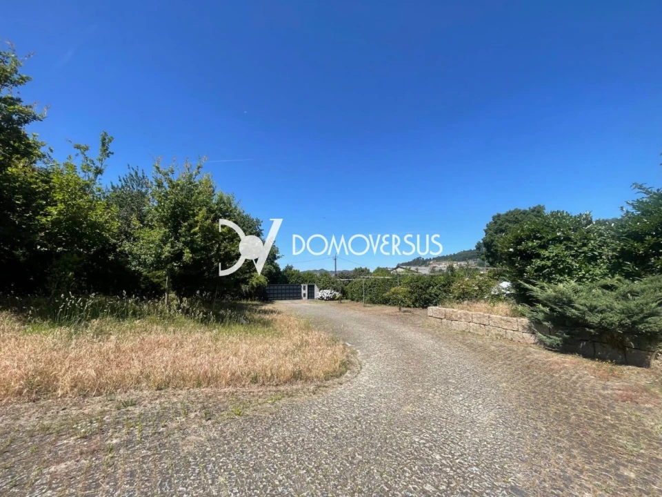 Terreno para Venda em Tagilde e Vizela (São Paio) Foto 1