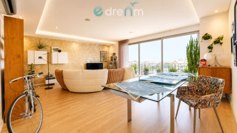 Apartamento T2 para Venda em União das Freguesias de Setúbal