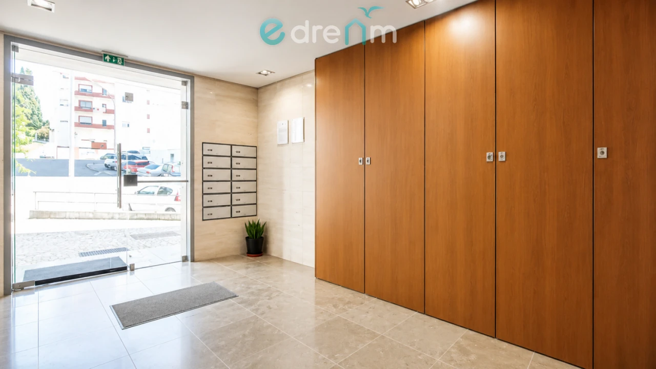 Apartamento T2 para Venda em União das Freguesias de Setúbal Foto 2
