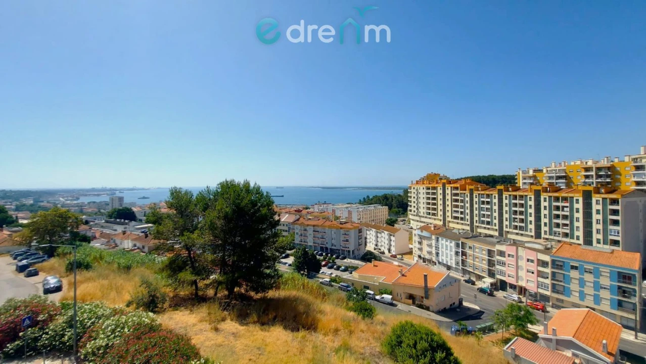 Apartamento T2 para Venda em União das Freguesias de Setúbal Foto 40