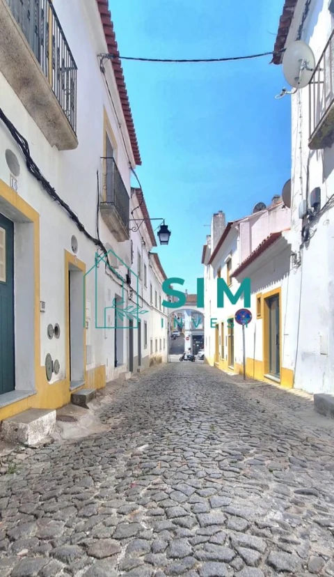 Moradia T2 para Venda em Évora (São Mamede, Sé, São Pedro e Santo Antão)