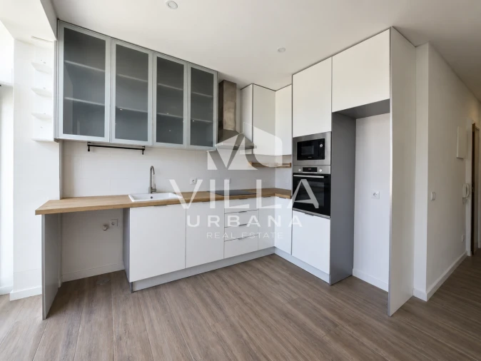 Apartamento T2 para Venda em Amora Foto 3
