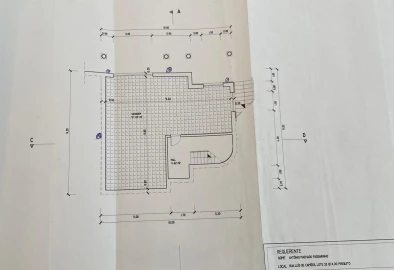 Moradia T4 para Venda em Charneca de Caparica e Sobreda