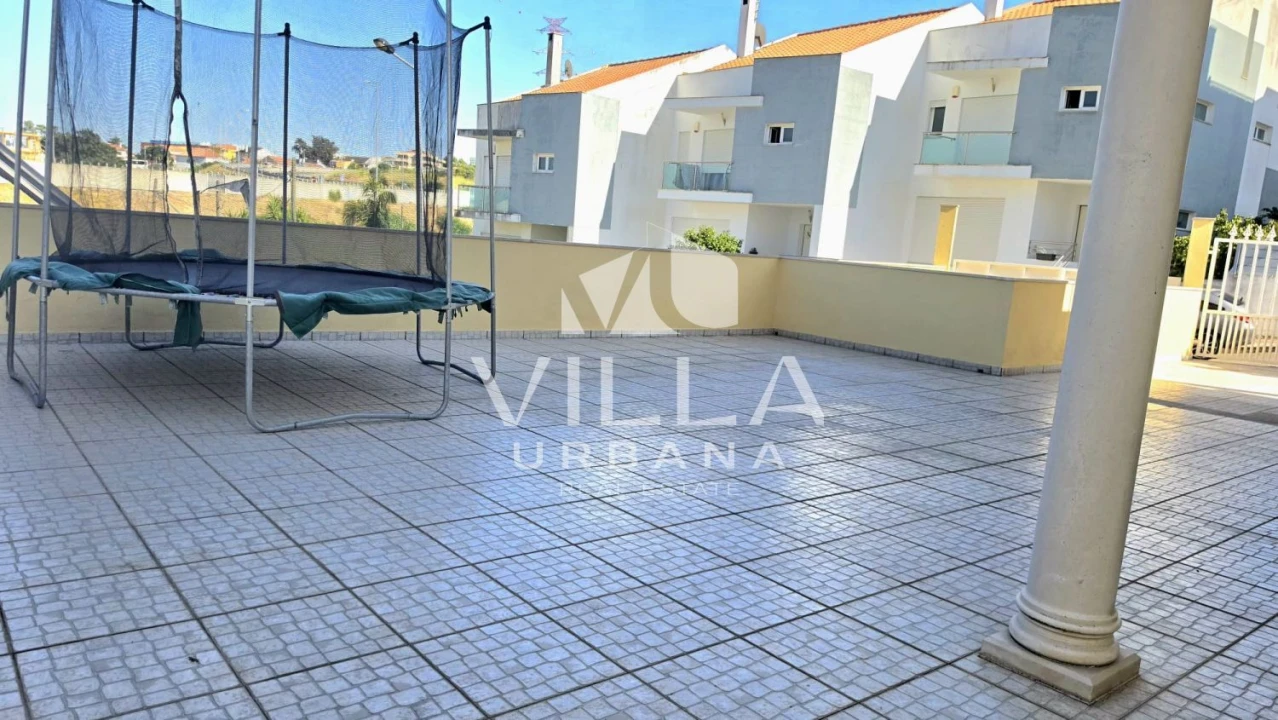 Moradia T4 para Venda em Charneca de Caparica e Sobreda Foto 28