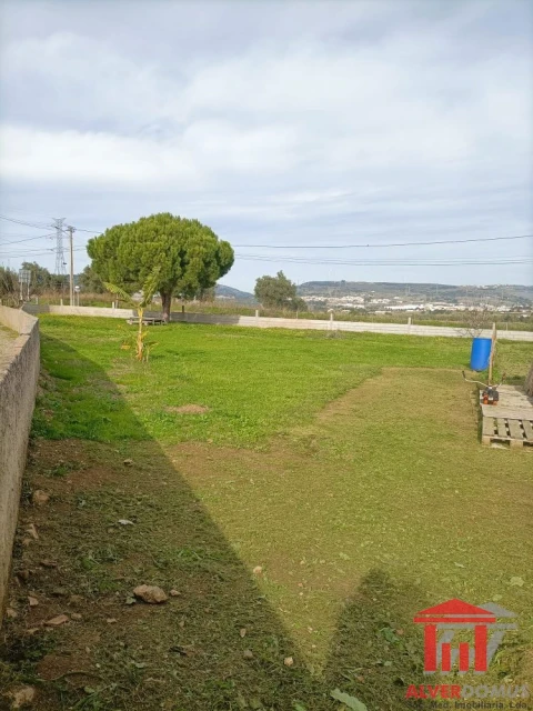 Terreno para Venda em Santo Antão e São Julião do Tojal