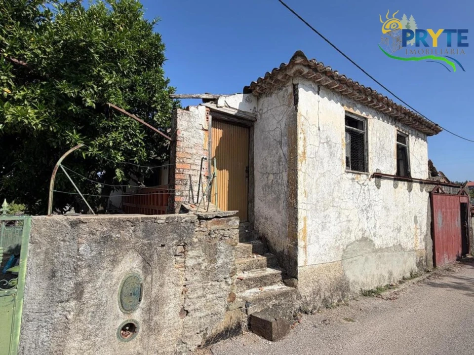 Moradia T3 para Venda em Cumeada e Marmeleiro Foto 2