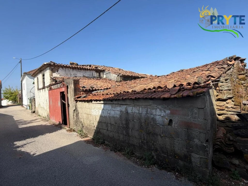 Moradia T3 para Venda em Cumeada e Marmeleiro Foto 3