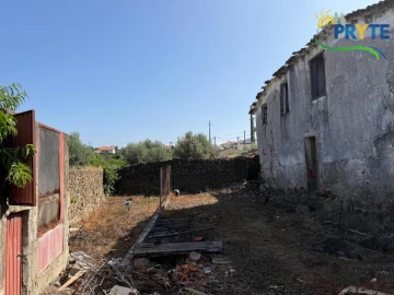 Moradia T3 para Venda em Cumeada e Marmeleiro