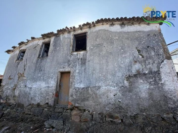 Moradia T3 para Venda em Cumeada e Marmeleiro