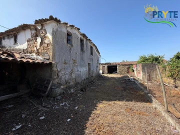 Moradia T3 para Venda em Cumeada e Marmeleiro