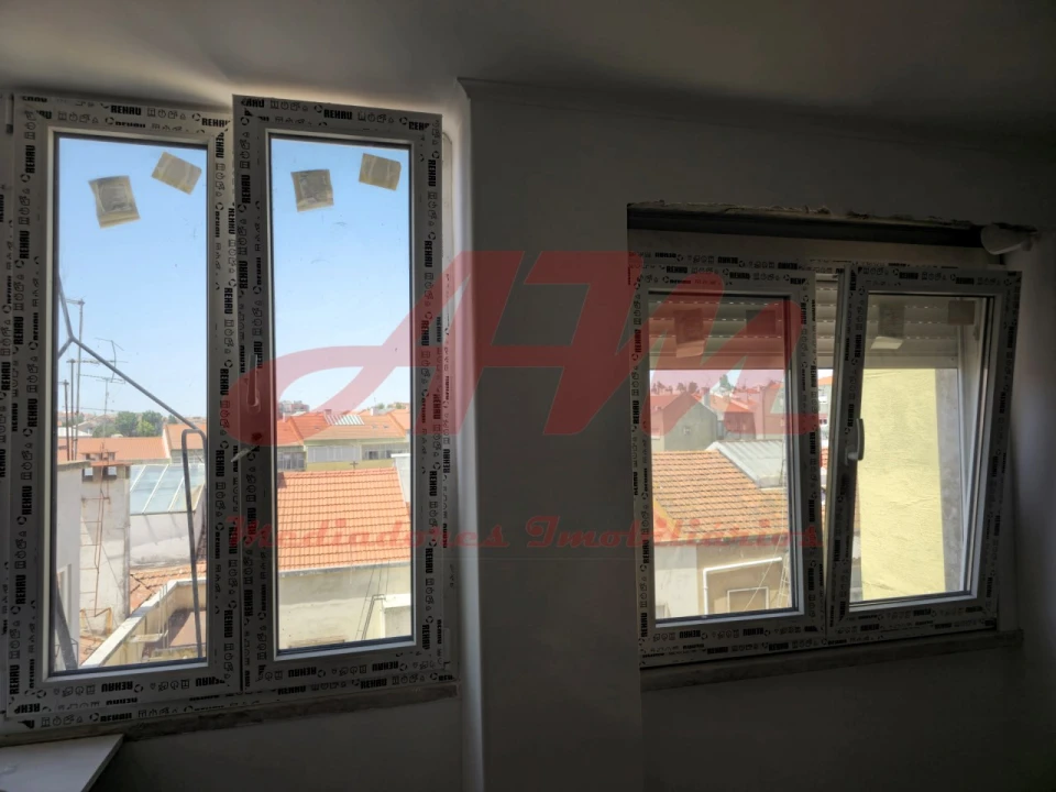 Apartamento T2 para Venda em Falagueira-Venda Nova Foto 8