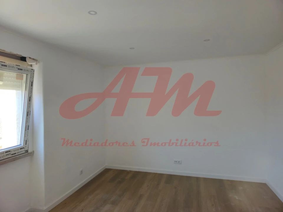 Apartamento T2 para Venda em Falagueira-Venda Nova Foto 12